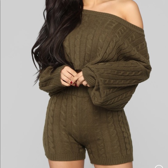 NWOT Fashion Nova Melrose set in olive green - Picture 2 of 5